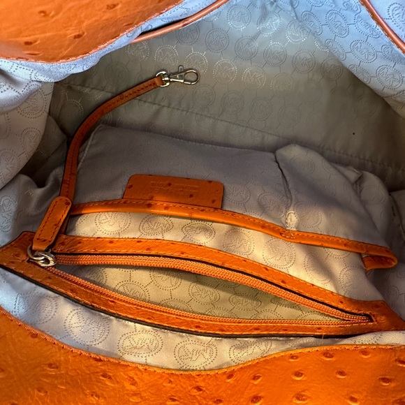 Michael Kors Hamilton purse - Picture 13 of 14